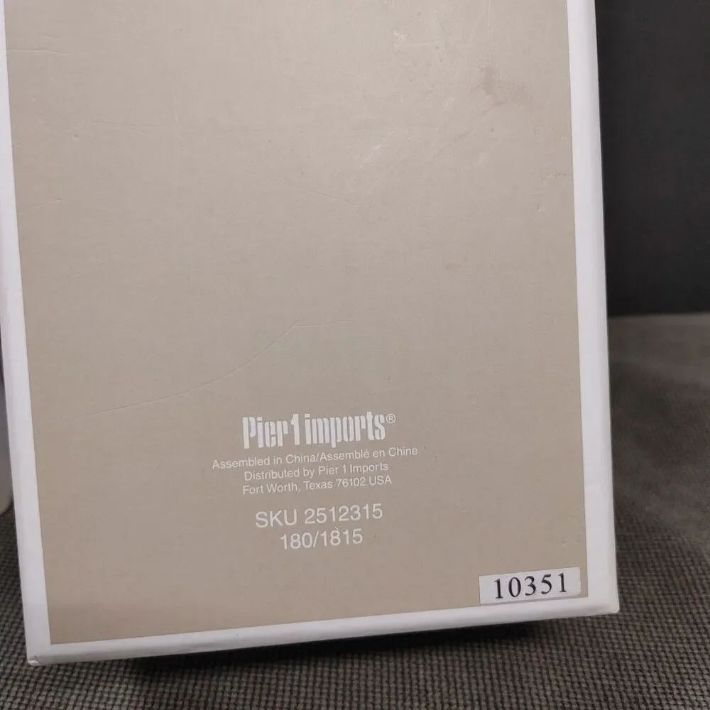 Pier 1 Imports Warm Vanilla Sandalwood Reed Diffuser